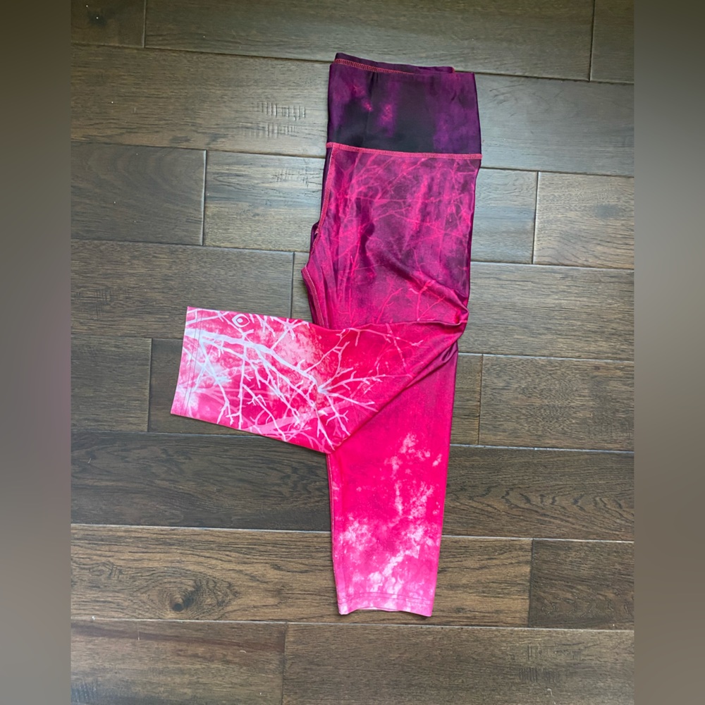 My Inner Fire yoga leggings size 10 EUC